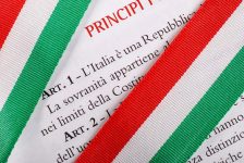 Riforma della Costituzione: testo originale con modifiche a fronte