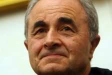Arturo Parisi: “Dico Sì con rabbia, Renzi deve smetterla di sentirsi l’unico che cambia le cose”